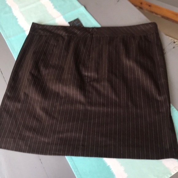Steve Harvey Celebrity Edition Pin Stripe Skirt - Picture 2 of 6